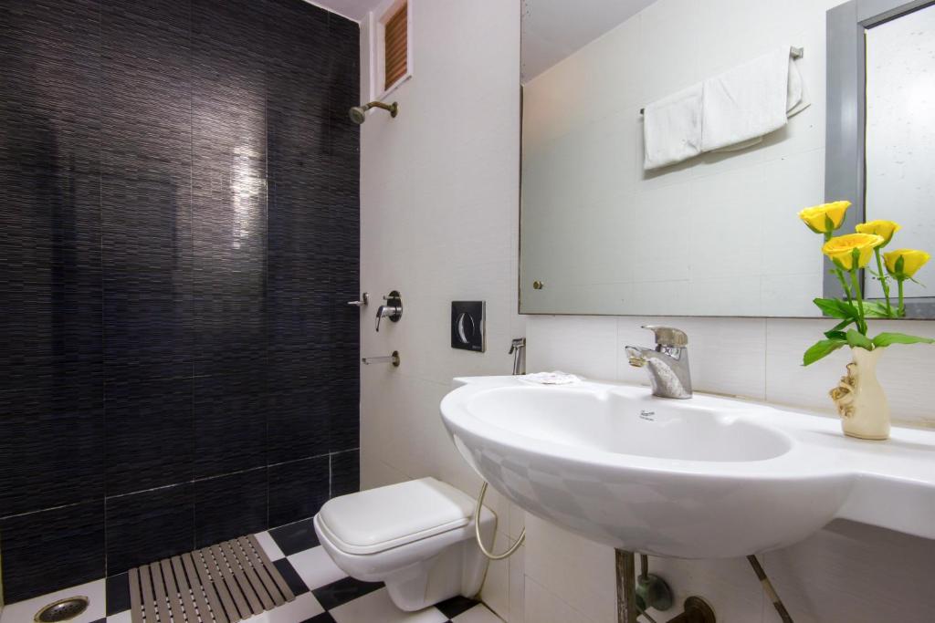Hotel Kwality Νέο Δελχί Εξωτερικό φωτογραφία
