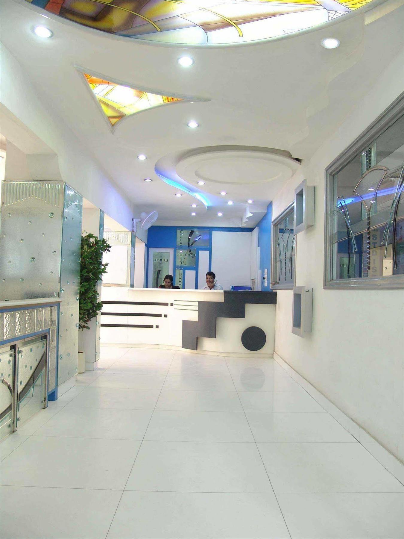 Hotel Kwality Νέο Δελχί Εξωτερικό φωτογραφία